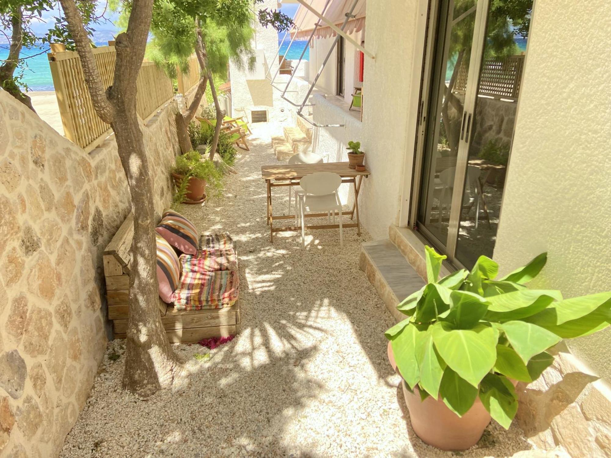 The Beachhouse Apartments Vagia  Bagian luar foto