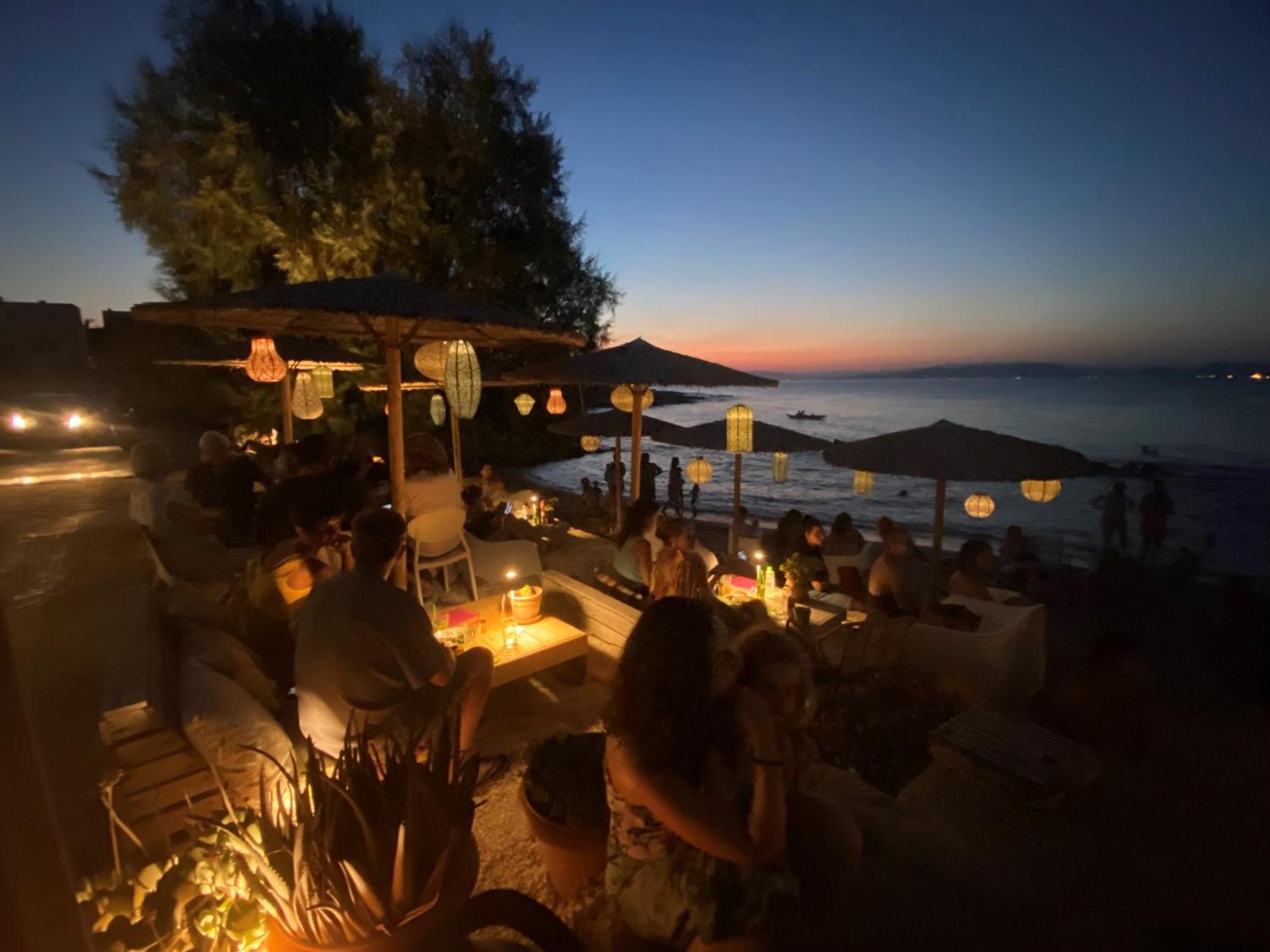 The Beachhouse Apartments Vagia  Bagian luar foto